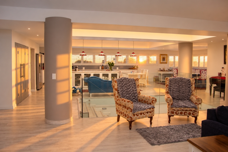 4 Bedroom Property for Sale in Paradise Beach Western Cape